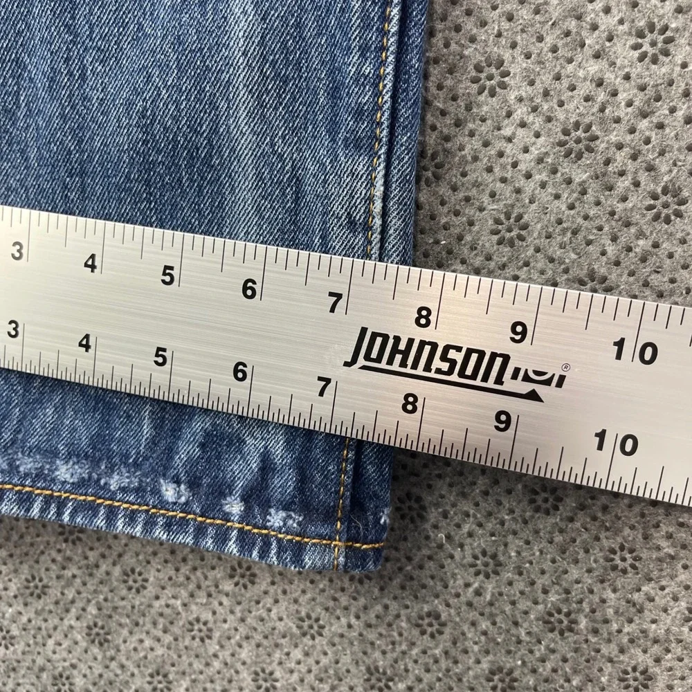 Levis 501 Original Fit Jeans Mens 32x30 Blue Denim Straight Leg Distressed